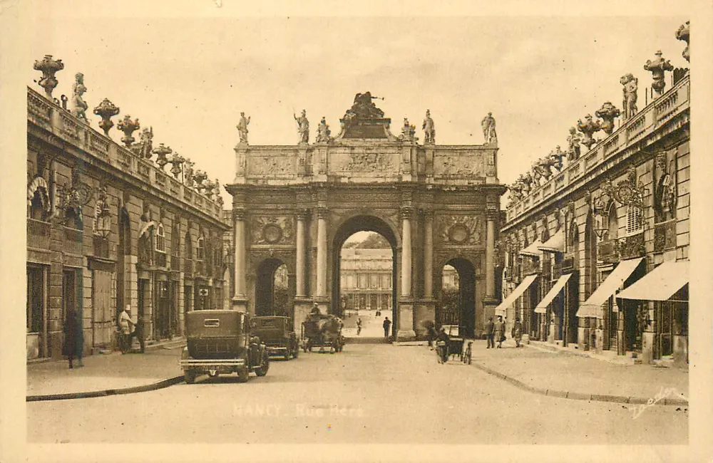 Nancy - Rue Héré - Arco da Vitória - Frente