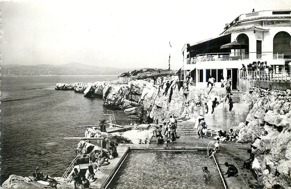 Juan-les-Pins — A Piscina de Eden-Roc — Editor AJAX, Mônaco - Frente