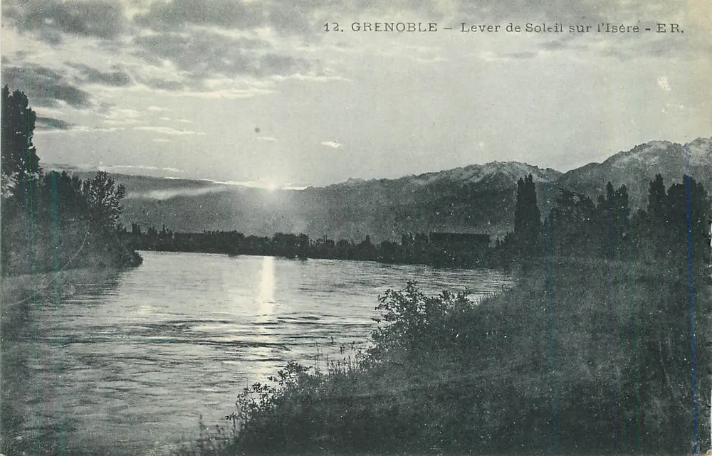 Grenoble — Nascer do Sol sobre a Isère — ER. - Frente