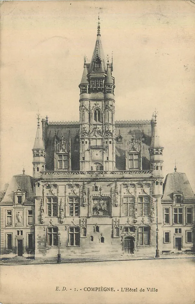 Compiègne — O Hotel de Ville — E.D. - 1. - Frente