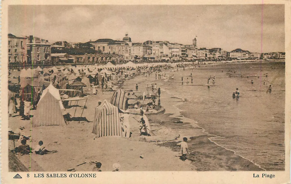 Les Sables d'Olonne — A Praia — C. dos Arts Photomécaniques, Paris - Frente