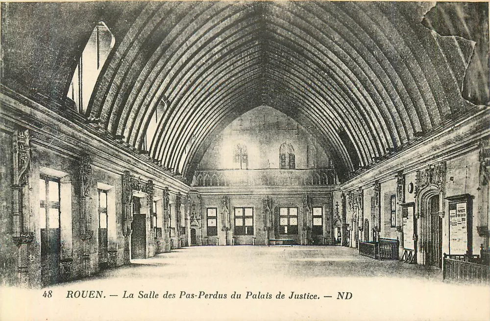 Rouen — Die Halle der Verlorenen Schritte des Palais de Justice — ND - Vorderseite
