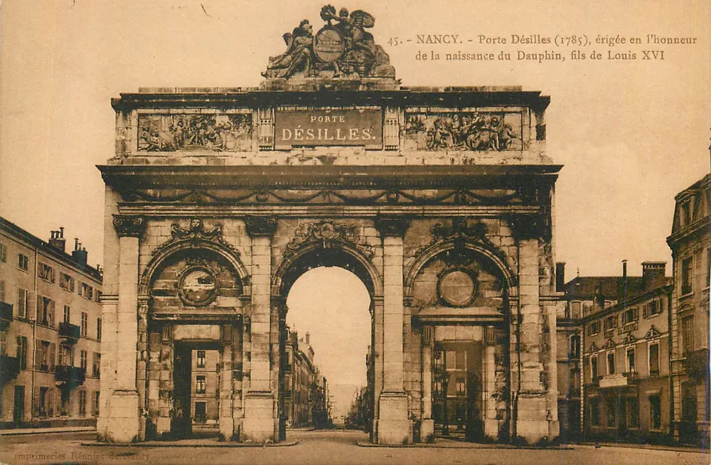 Nancy - Tor zur Désilles (1785), errichtet zu Ehren der Geburt des Dauphins, Sohn von Ludwig XVI - Vorderseite