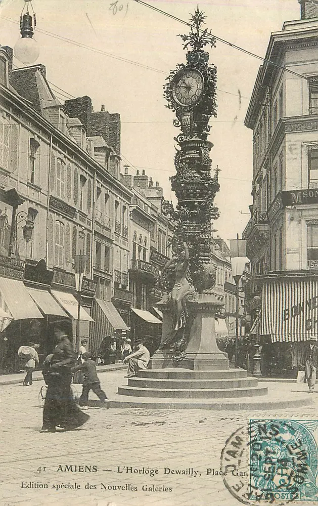 Amiens — A Relógio Dewaillly, Praça Gambetta — Edição especial das Novas Galerias - Frente