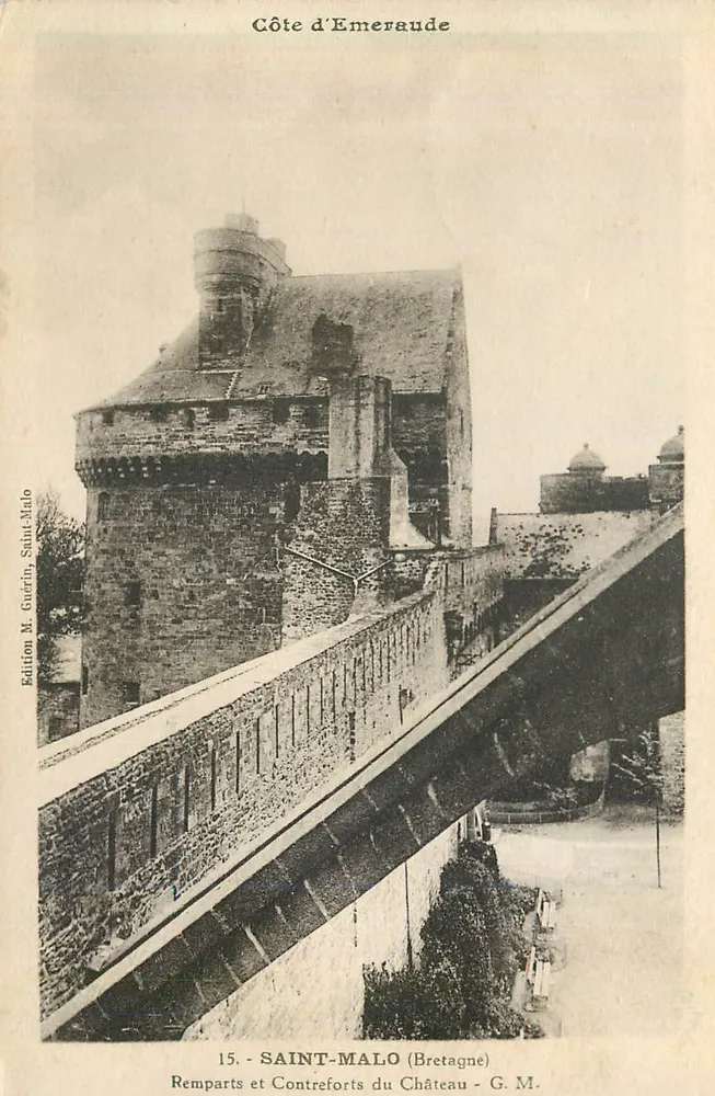 Saint-Malo (Bretagne) — Mauern und Stützwände des Schlosses — Edition M. Guérin, Saint-Malo, n°15 - Vorderseite
