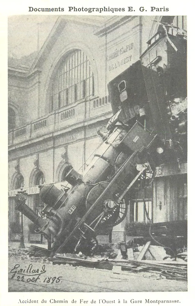 Zugunglück der Westbahn an der Gare Montparnasse — 22. Okt. 1895 — Documents Photographiques E. G. Paris - Vorderseite