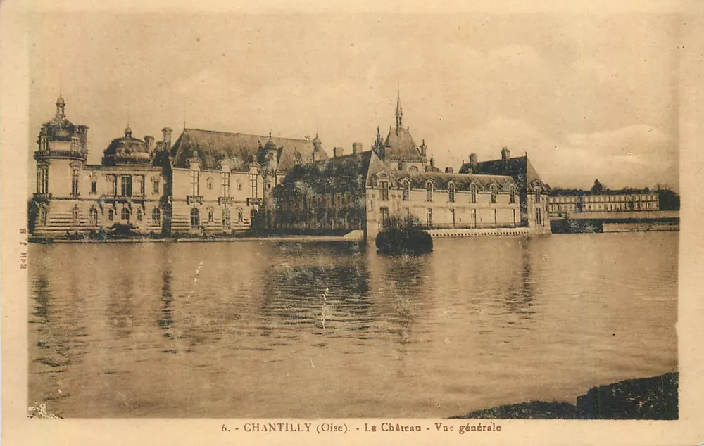 Chantilly (Oise) - O Castelo - Vista geral — Editor Bourgogne Frères, n°6 - Frente