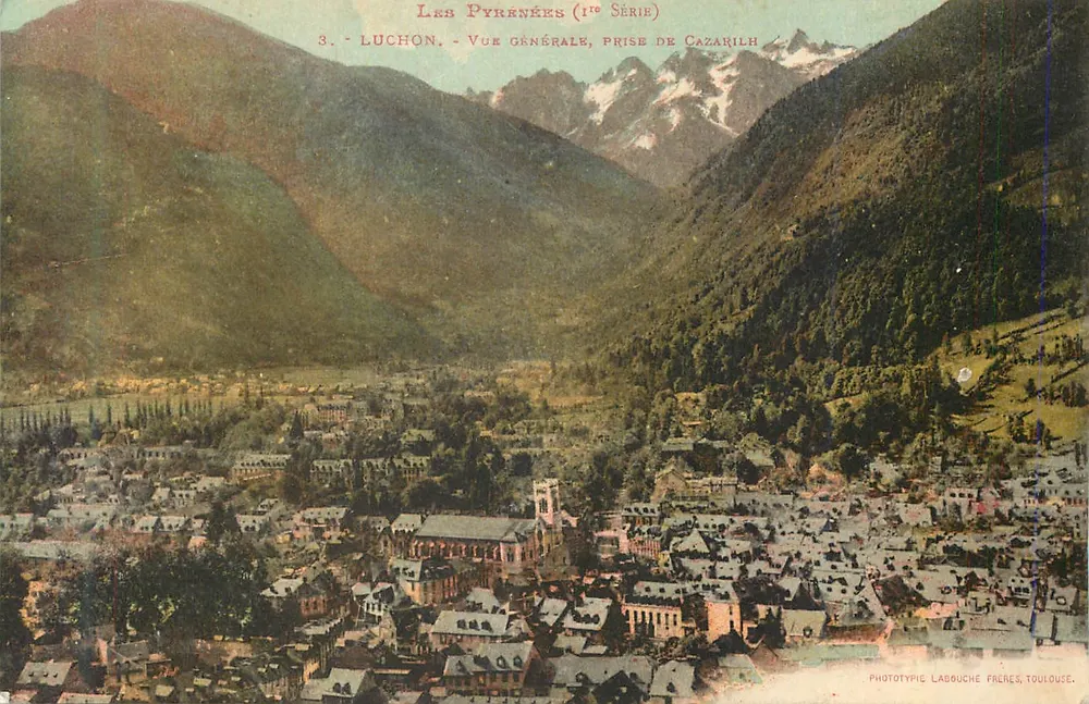 Luchon — Algemene uitzicht, genomen vanuit Cazarilh — Phototypic Labouche, Toulouse - Voorkant