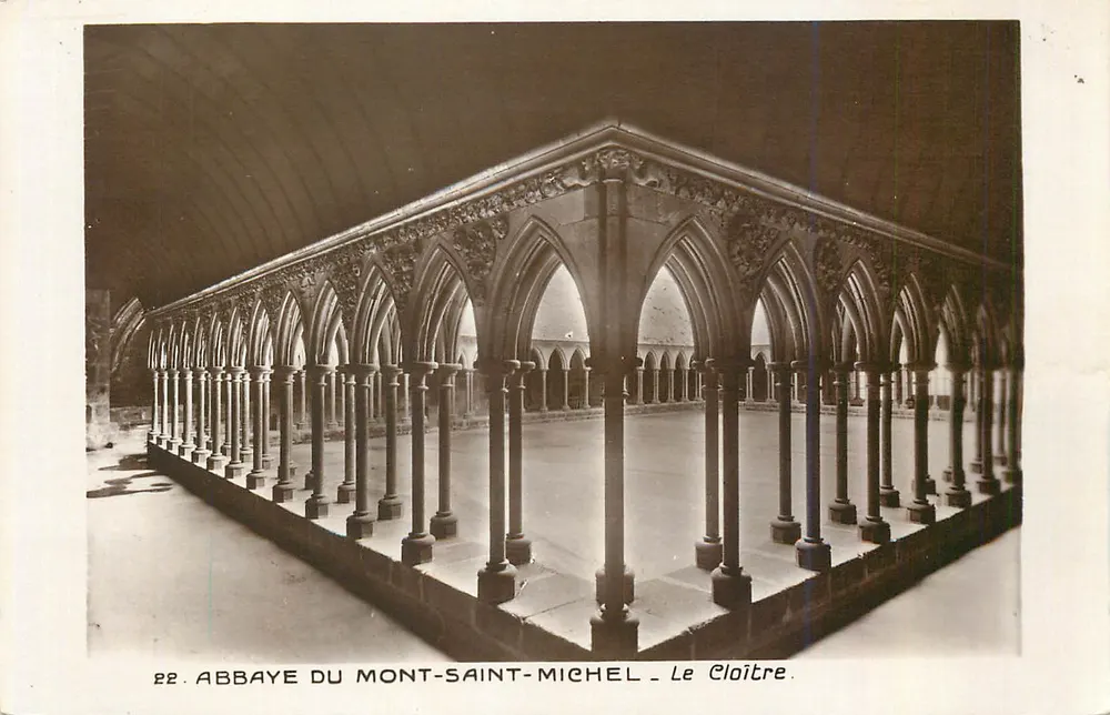 Abadia do Monte-Santo-Michel — O Claustro — Edição dos Monumentos Históricos - Frente