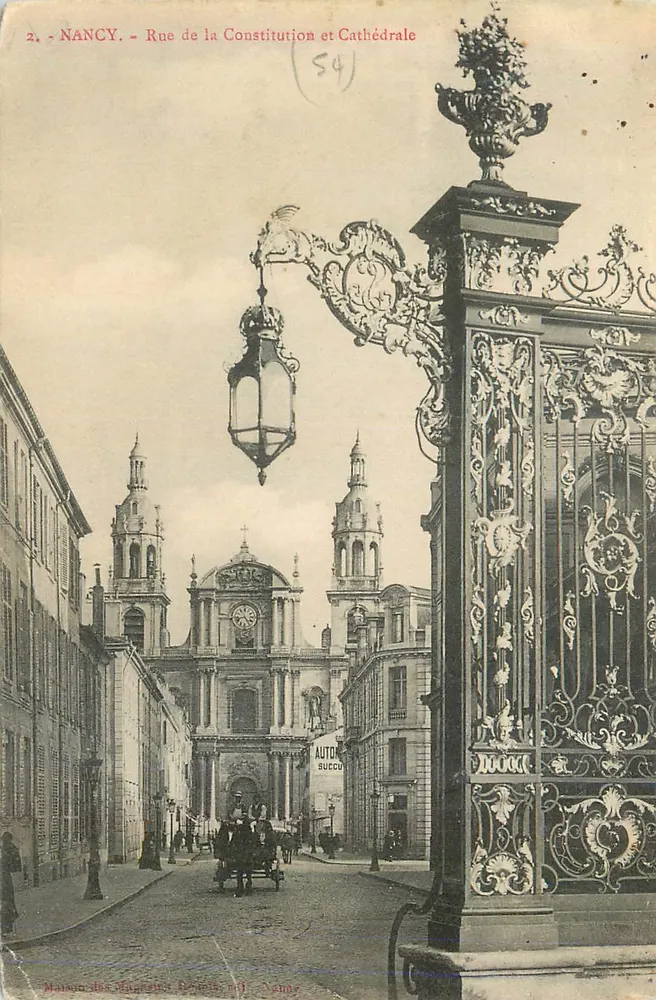 NANCY - Rua da Constituição e Catedral — Casa das Marquesas, N°2, editada pela Casa das Marquesas, N°2 - Frente