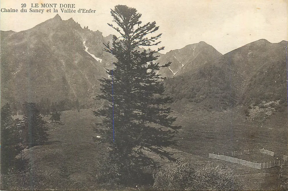 Kette des Sancy und die Hölle-Tal — Mount Dore — C° Académie des Arts Photographiques, Straßburg - Vorderseite