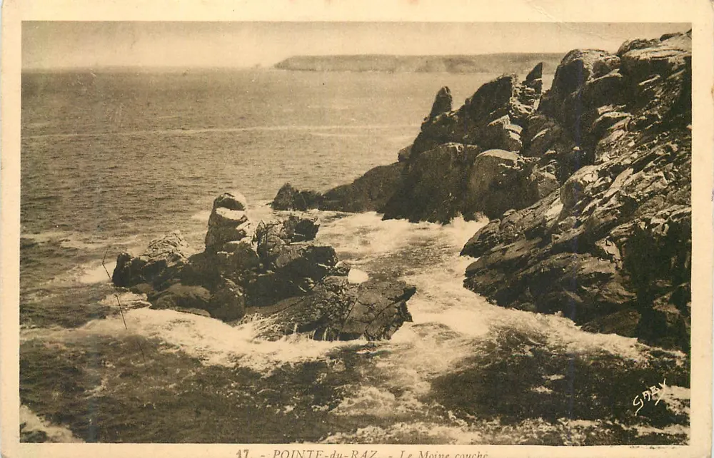 Pointe-du-Raz — Le Moine couché — SIREY - Frente