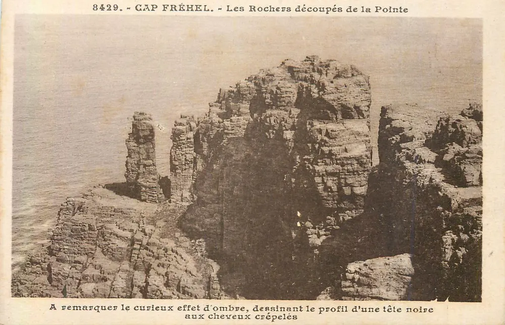 Cap Fréhel — Os Rochos Cortados da Ponta - Frente
