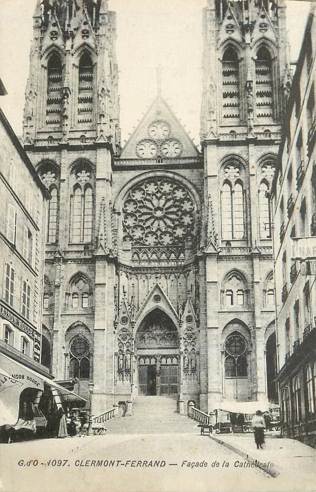 Clermont-Ferrand — Fronton katedry — G.d'O - 1097 - Awers