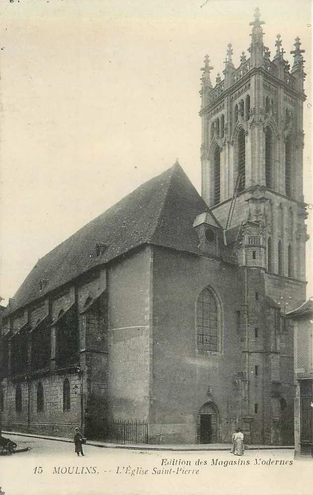 Moulins — A Igreja de São Pedro — Edição dos Magasins Modernes, n°15 - Frente