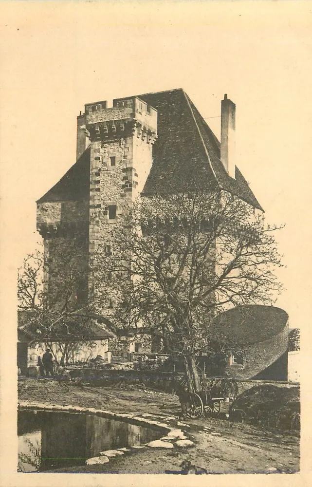 Castelo de La Souche — Doyet (Allier) — editor MP Bourgédis - Frente