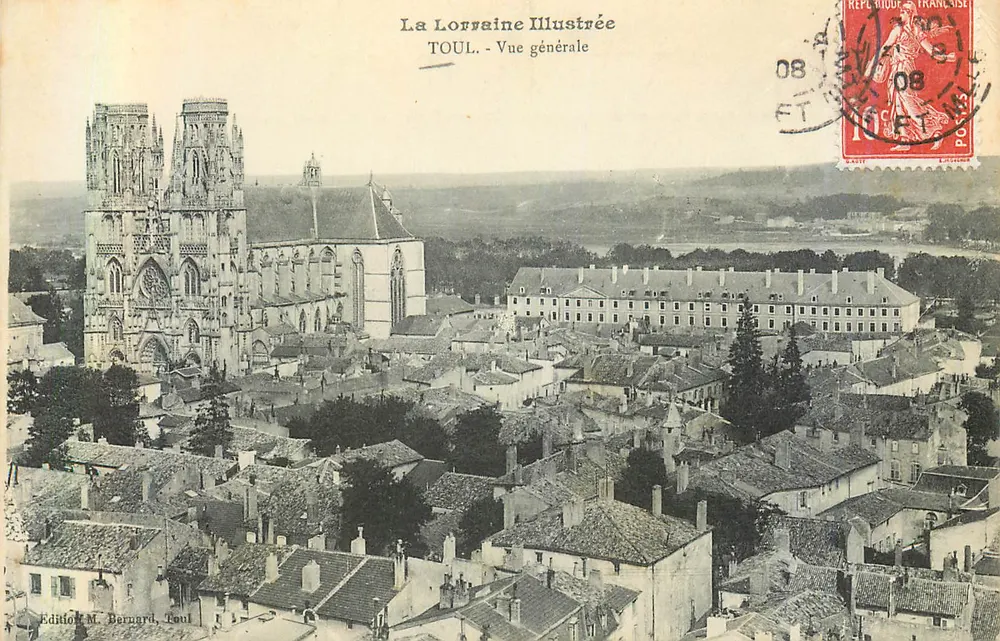 Toul - Vista geral — La Lorraine Illustrée, Edição M. Bernard, Toul - Frente