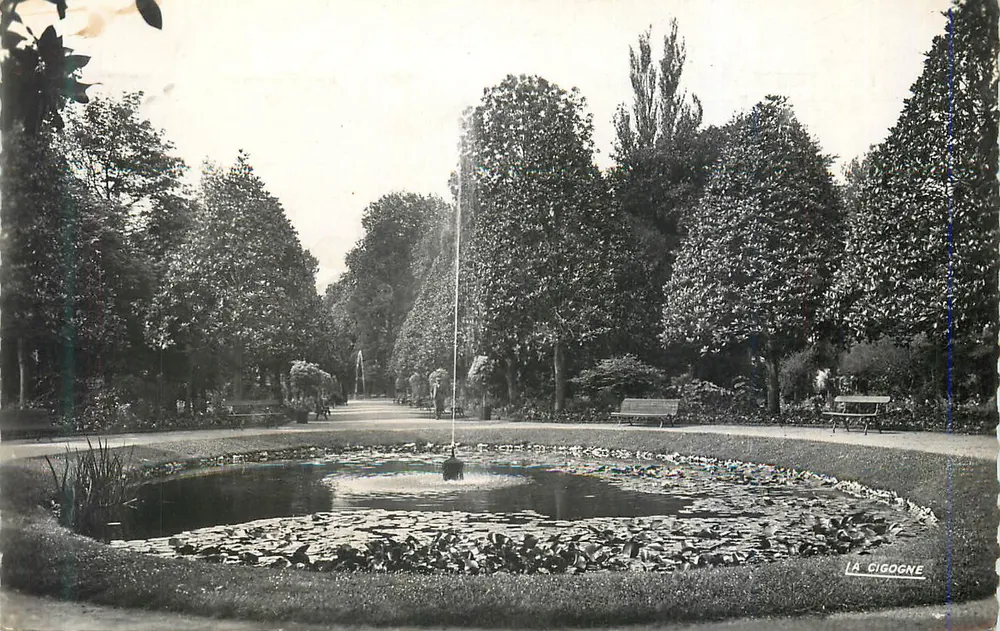 O Jardim Botânico — Tours (Indre-et-Loire) — Ed. La Cigogne, n° 37.261.33 - Frente