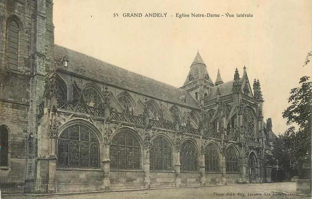 Grand Andely — Kirche Notre-Dame — Seitenansicht — Photo-Edit. Rug. Leronte, Les Andelys (Eure) - Vorderseite