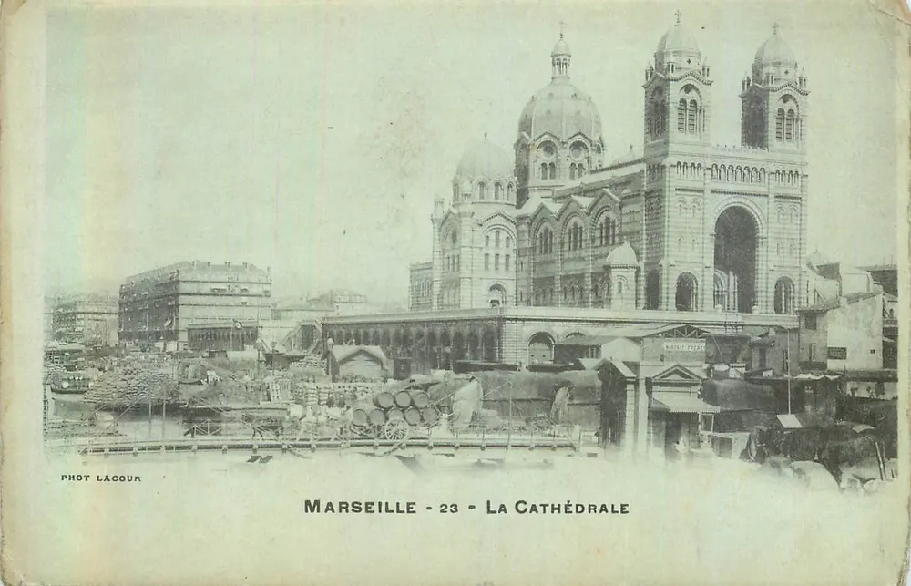 Marselha - A Catedral — Fot. Lacour, n°23 - Frente