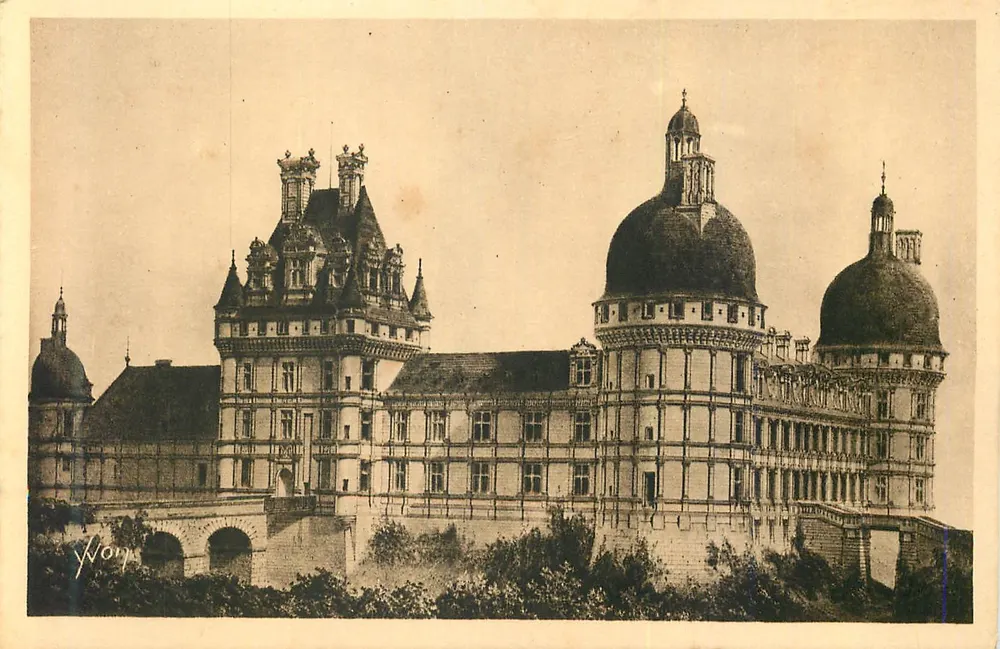 Castelo de Valençay — Vista geral — Les Éditions d'Art YVON, Paris - Frente