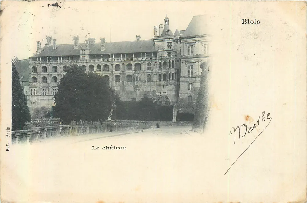 Blois — O castelo — B.F., Paris - Frente