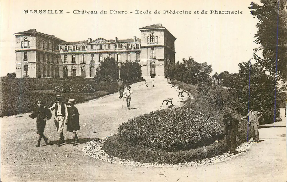 Marseille — Schloss Pharo — École de Médecine et de Pharmacie - Vorderseite