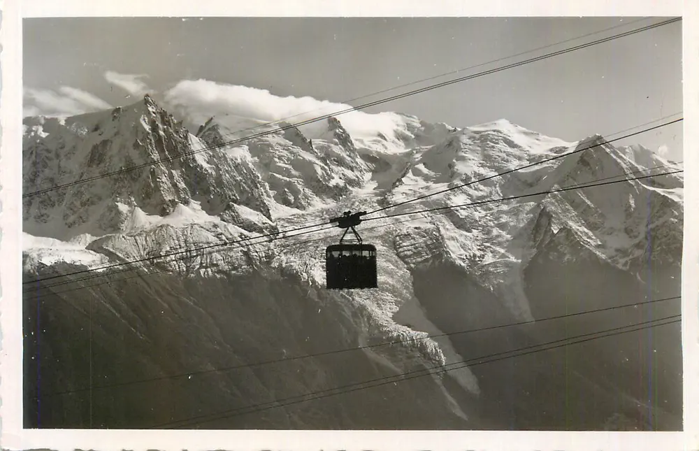 चमोनिक्स - मॉंट ब्लैंक — ब्रेवेंट के टेलीफेरिक — मॉंट-ब्लैंक के संस्करण - लियमैन, संख्या 358 - आगे