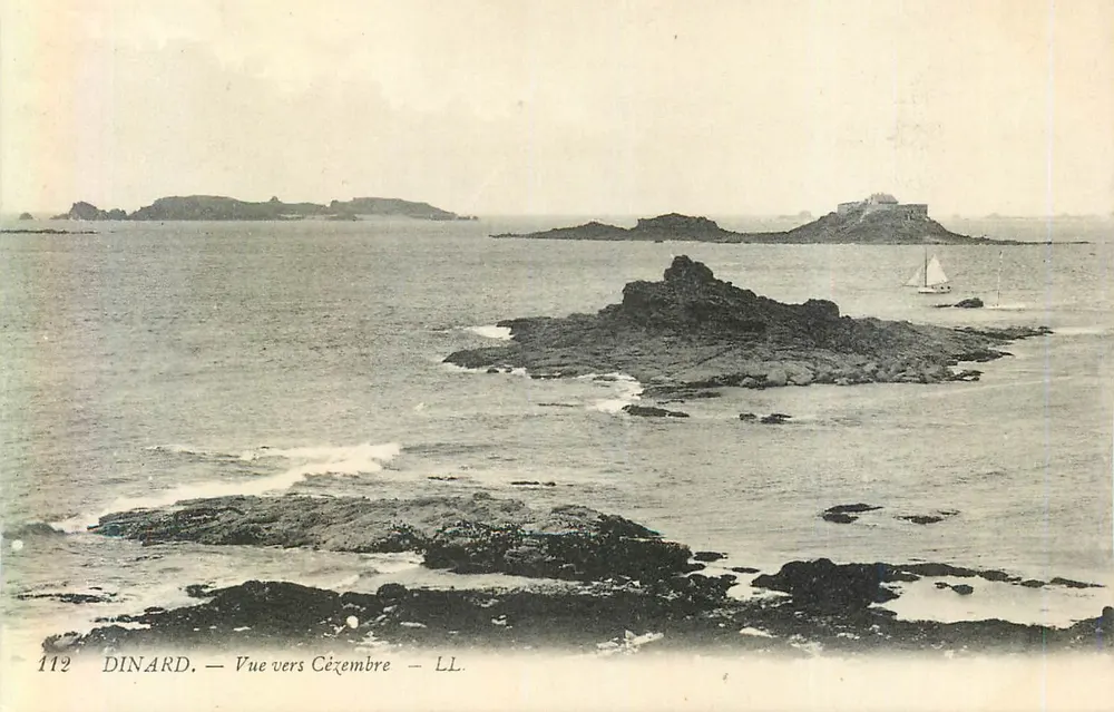 Dinard — Vista para Cézembre — LL. n°112 - Frente