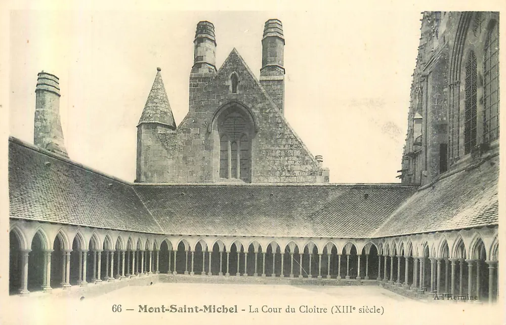Monte-Saint-Michel — A Cour do Claustro (século XIII) — A l'Herminé, n°66 - Frente