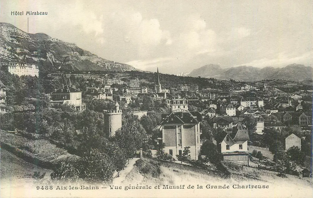 Aix-les-Bains — Allgemeiner Blick und Massiv der Grande Chartreuse — Hotel Mirabeau - Vorderseite