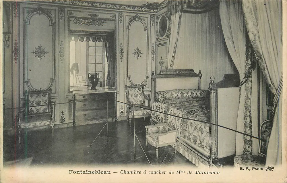 Fontainebleau — Chambre à coucher de Mme de Maintenon — B.F., Paris - Recto