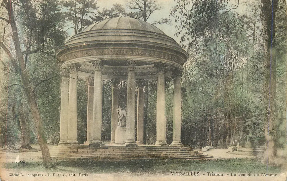 Versailles - Trianon - O Templo do Amor — cliché L. Fourquaux, editor L. F. e V., Paris - Frente