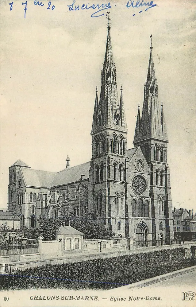 Chalons-sur-Marne — Igreja de Nossa Senhora — JND hot. - Frente