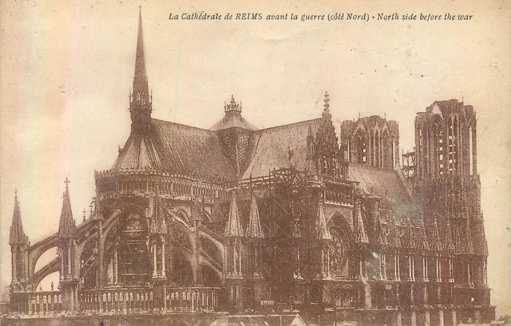 Die Kathedrale von REIMS vor dem Krieg (Nordseite) — Baudet, Verlag - Vorderseite