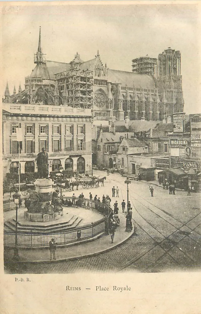 Reims — Place Royale — P.D.R. - Frente