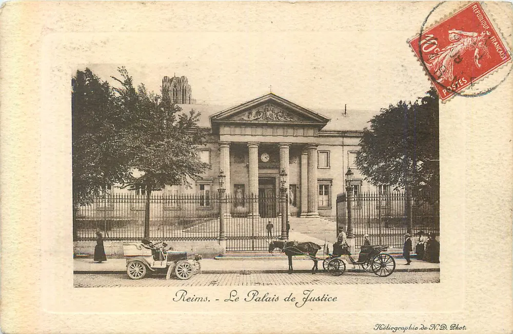 Reims - O Palácio de Justiça — Héliografia de N.D. Phot. - Frente
