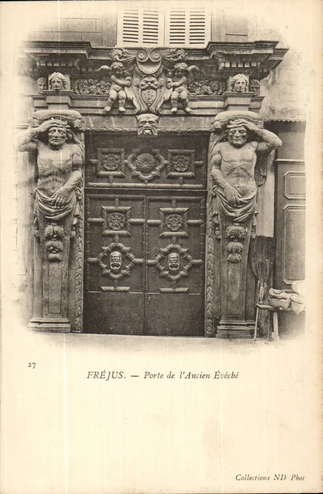 Fréjus — Porte de l'Ancien Évêché — Colecciones ND Fot - Anverso
