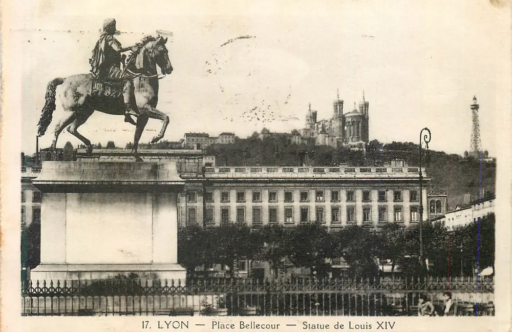Lyon — Place Bellecour — Statue de Louis XIV - Recto