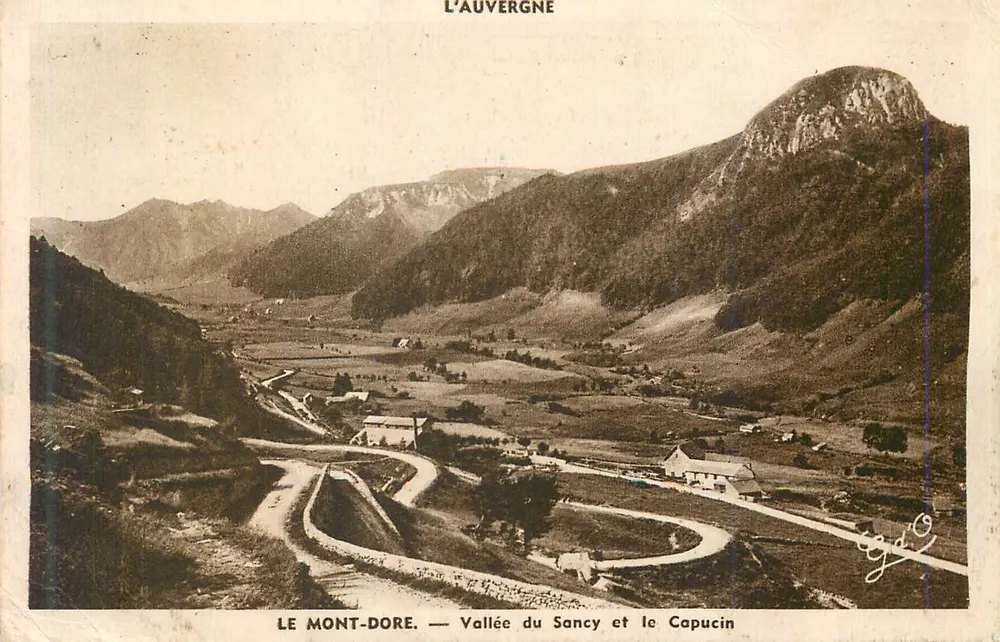 Le Mont-Dore — Tal des Sancy und der Capucin — J. Gouffangeaues, Verlag - Vorderseite
