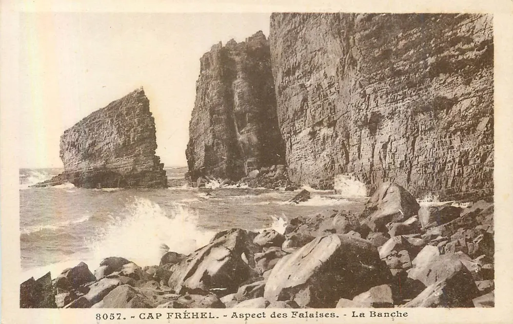 Cap Fréhel — Aspect des Falaises — La Banche — 8057 - Recto