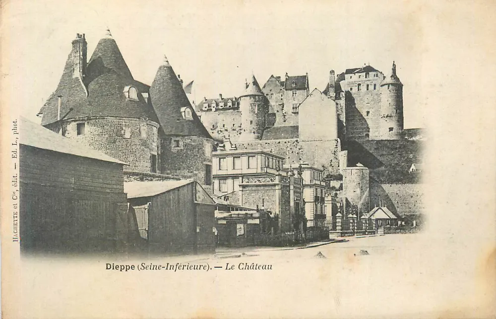 Dieppe (Seine-Inférieure) — Das Schloss — Hachette et Cie, phot. Ed. L. - Vorderseite