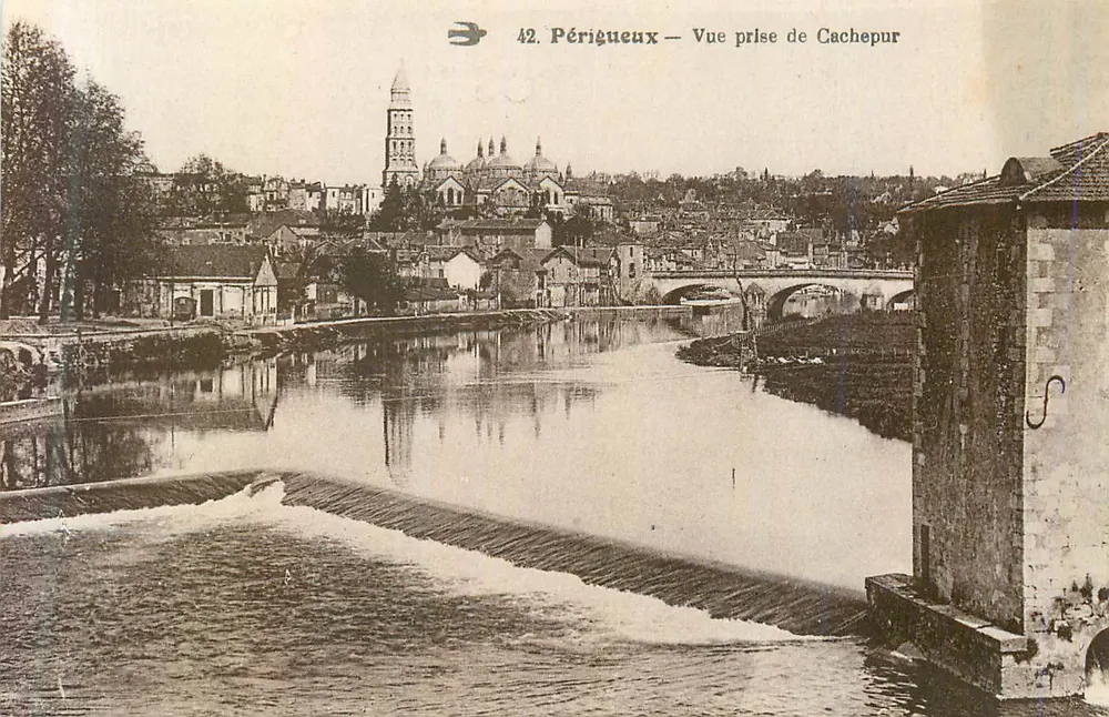 Périgueux — Uitzicht genomen vanaf Cachepur — Uitgever niet geïdentificeerd, n° 42 - Voorkant