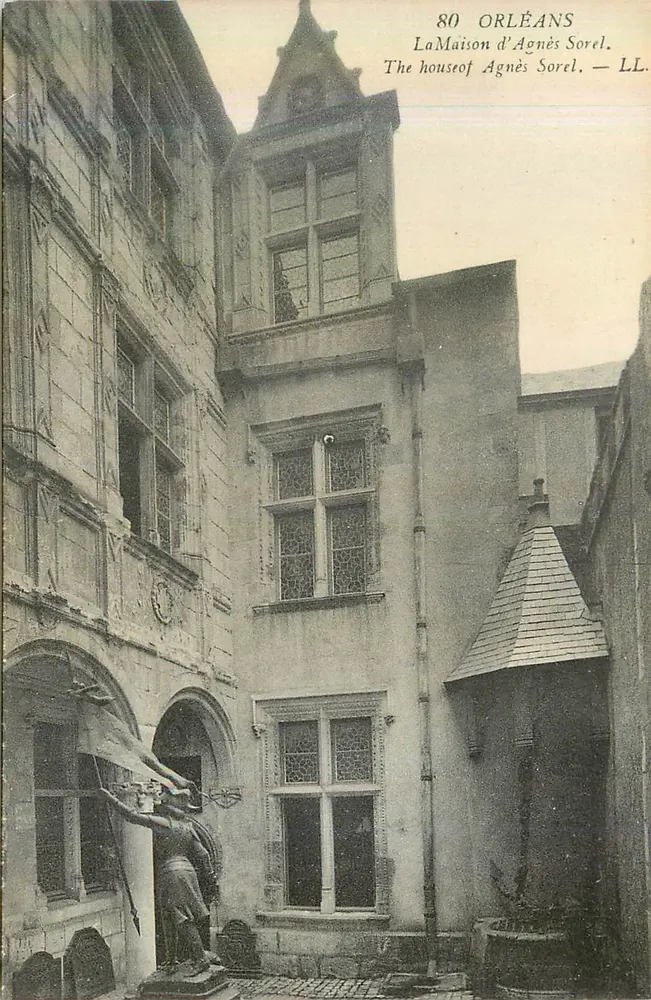 A Casa de Agnès Sorel — Orléans — LL - Frente