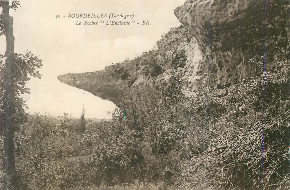 Bourdeilles (Dordogne) — El Rocher "L'Enlume" — Bloc Frères, editores, Burdeos - Anverso