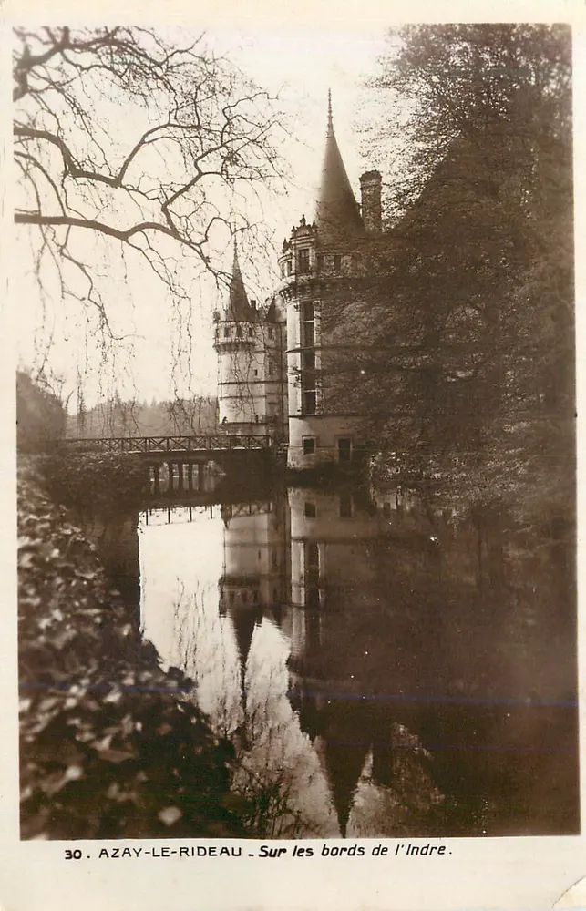 Azay-le-Rideau — Sur les bords de l'Indre — Monuments Historiques de France - Recto