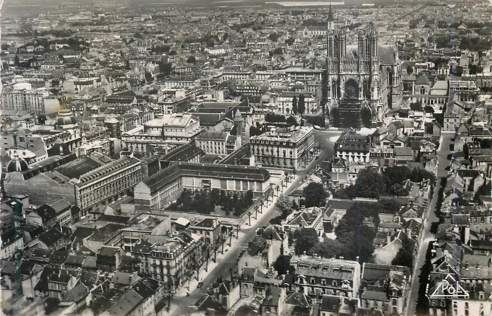 Reims — Luftbild der Rue Éibergier in Richtung Kathedrale — Jacques Fréville, Verlag, Nr. 78 - Vorderseite