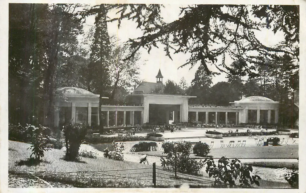 Aix-les-Bains - Le Parc — La Savoie Pittoresque, n°868 — édit. Collomb, Chambéry - Recto