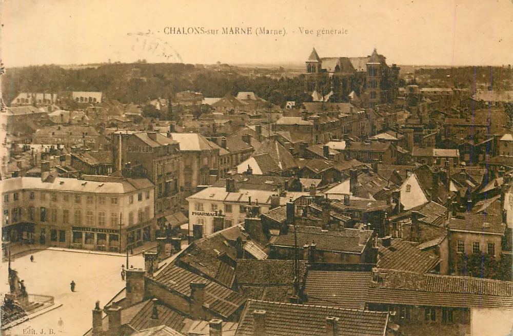 Châlons-sur-Marne — Vista geral — Ed. J. B. - Frente