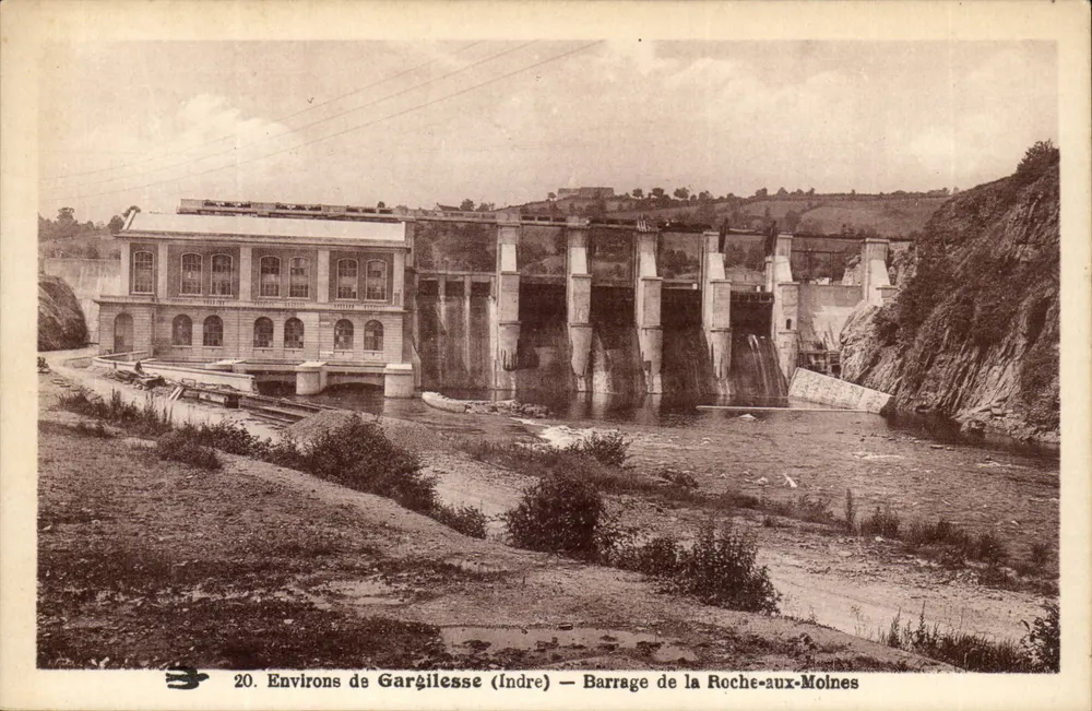 Arredores de Gargilesse (Indre) — Barragem da Roche-aux-Molines - Frente